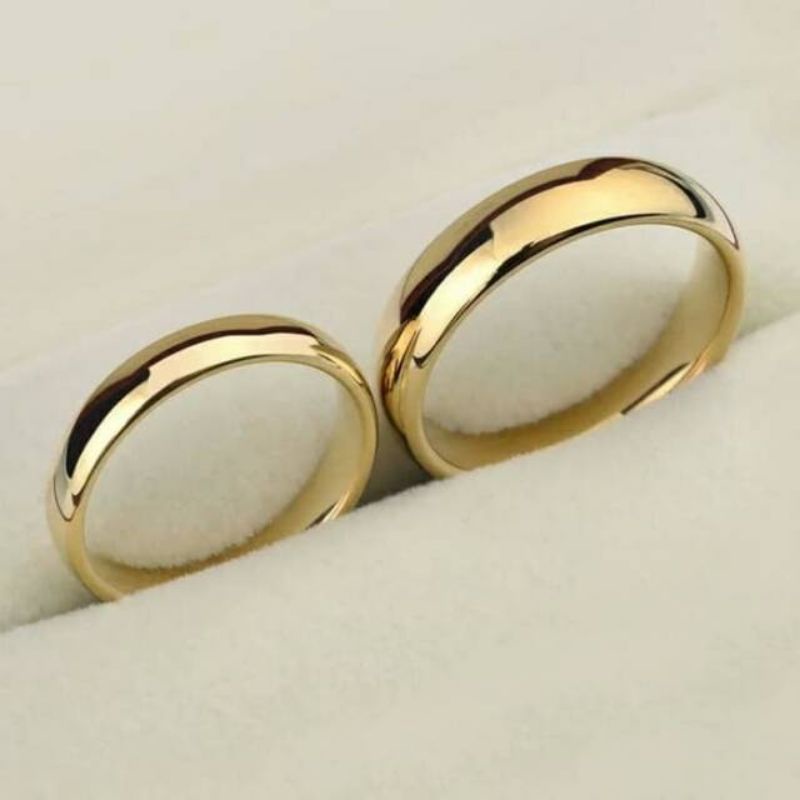Cincin Titanium Gold Polos warna Emas Awet Tahan Lama bisa Pria wanita couple size Kecil hingga besa