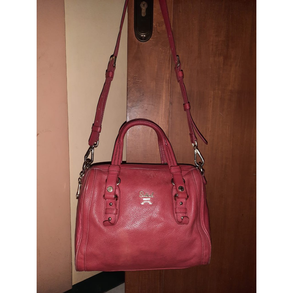 Tas Wanita Branded Second Salad Tas Selempang