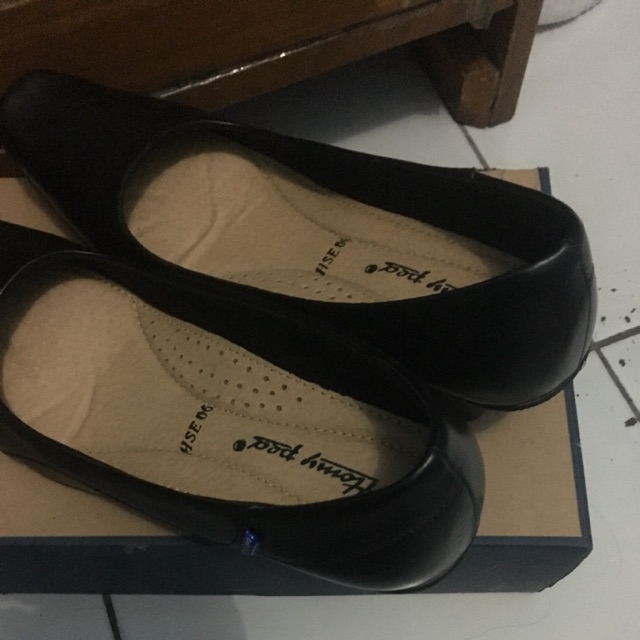 Preloved sepatu Homy Ped