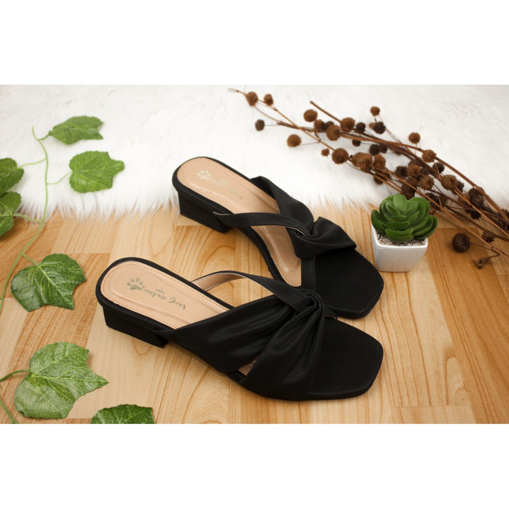 Sepatu big size jumbo wanita Pawpawshoes Gendis Black sandal Heels bigsize size 41 42 43 44 45-4
