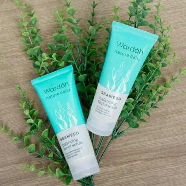 Wardah Nature Daily Seaweed &amp; ALoevera Balancing Facial Wash 60 ml / seawed Aloe Hydramild facewash