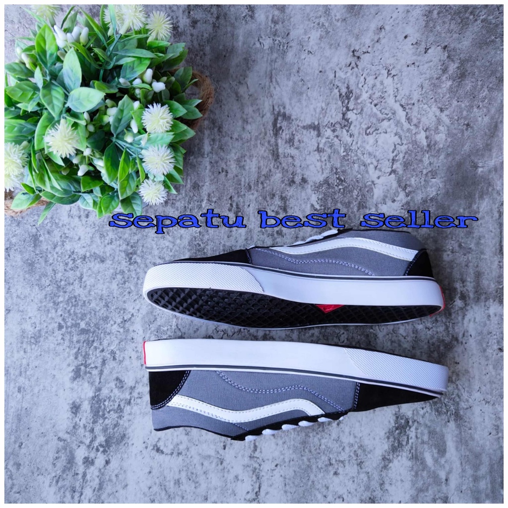 Sepatu Vans Oldskool Bw abu abu N All White Sket Sekolah Olahraga Santai Sport termurah