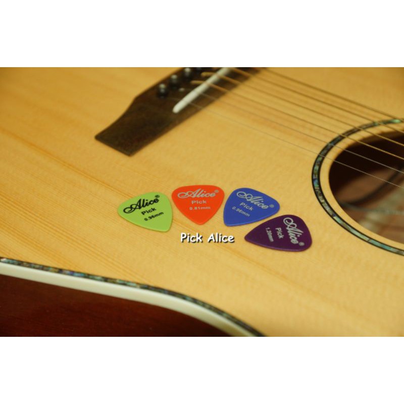 PICK GITAR ALICE