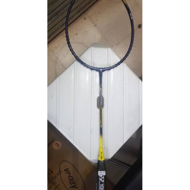 Raket Badminton Yonex Voltric Tour 5500