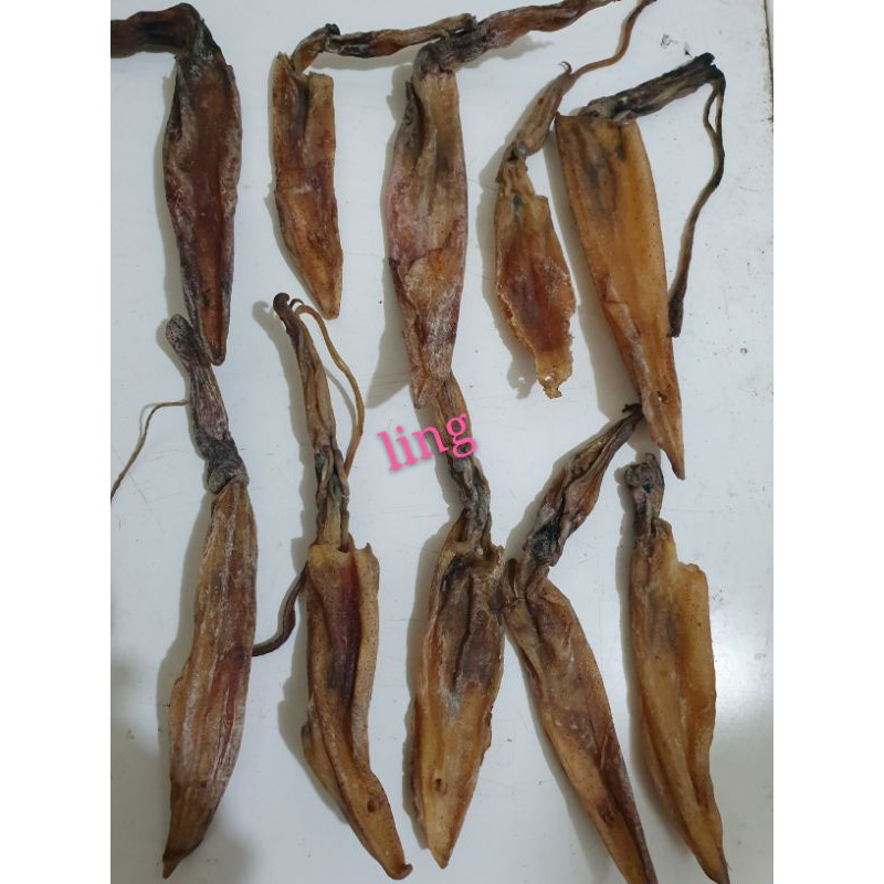 

cumi cumi kering asin netto 150gram , sotong kering asin