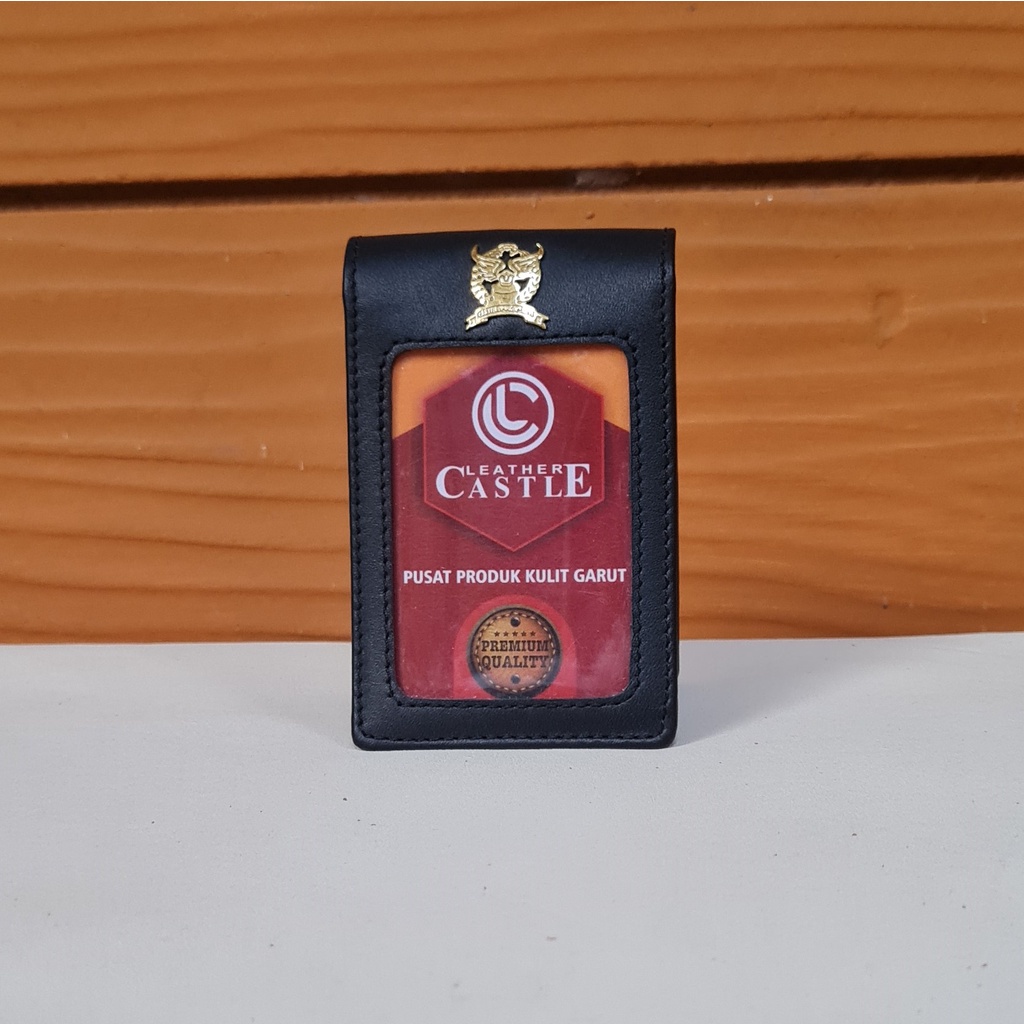 

Tempat ID Card Holder Name Tag Kulit Magnet PIN Logo Pajak