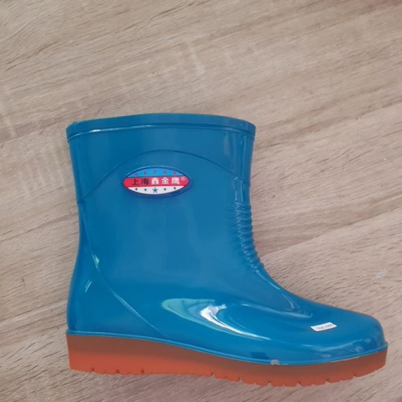 sepatu boot sepatu sawah sepatu kerja