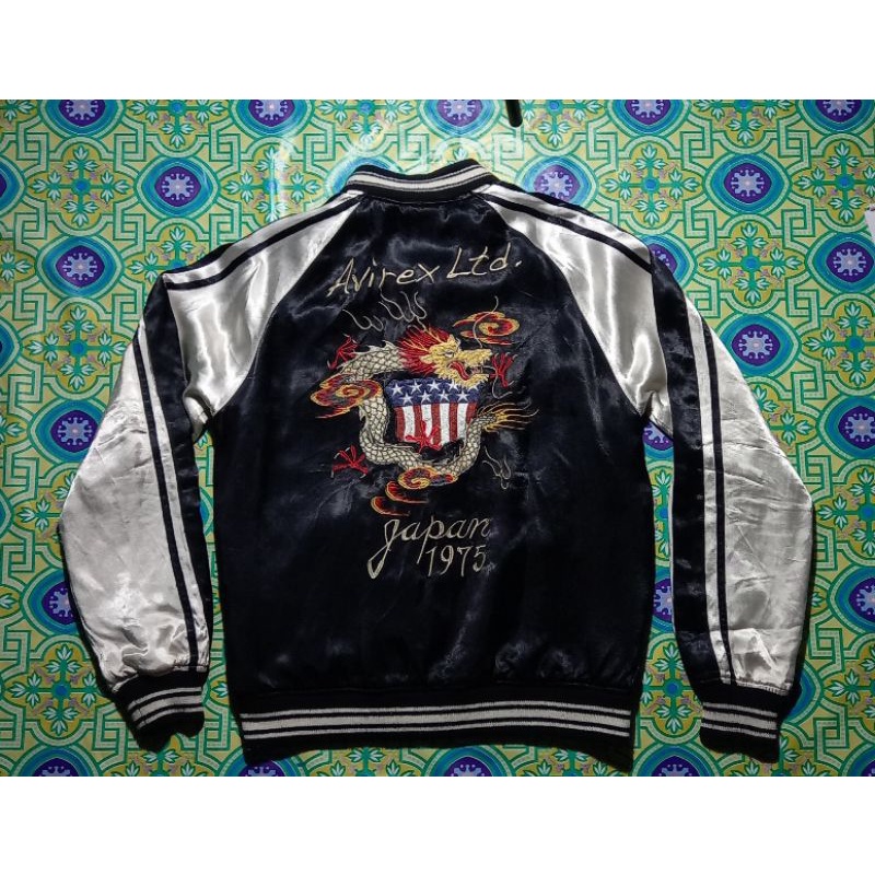 vintage sukajan avirex M jaket