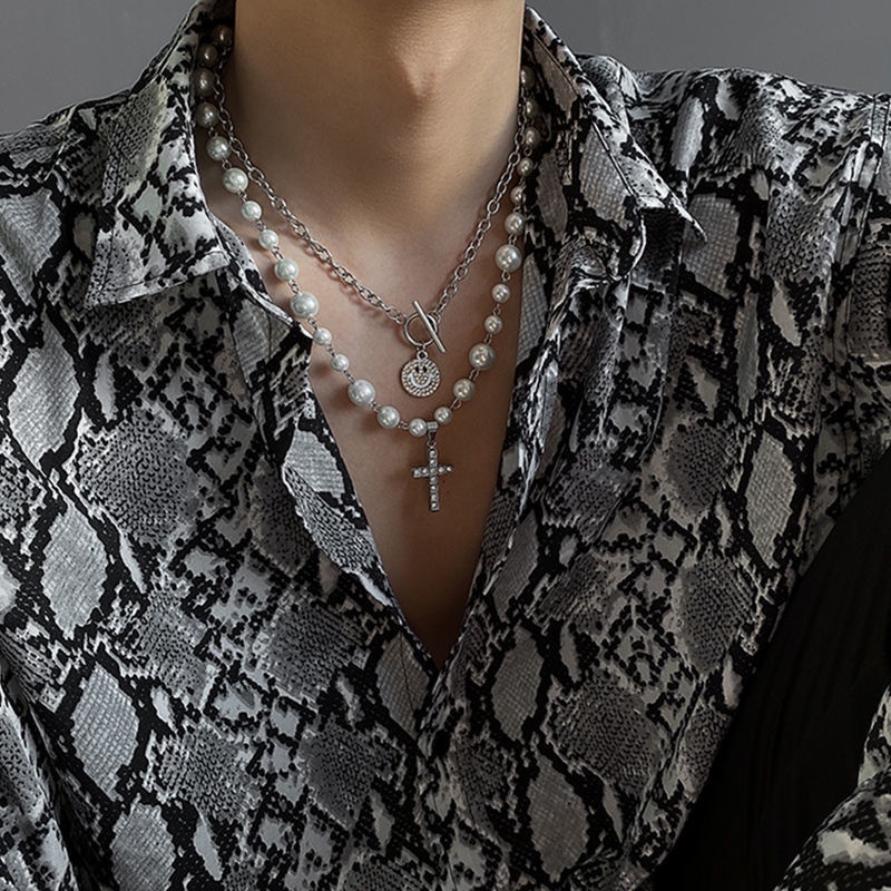Ins Jepang Dan Korea Gaya Dingin Kalung Mutiara Pria Dan Wanita Trendi Kepribadian Keren Berlian-embedded smiley face