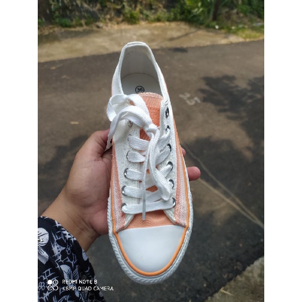 AIRWALK NYLA LOW CUT WOMEN SIZE 36 ONLY ORIGINAL