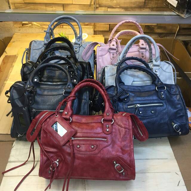 TAS BRANDED WANITA BALENCIAGA IMPORT