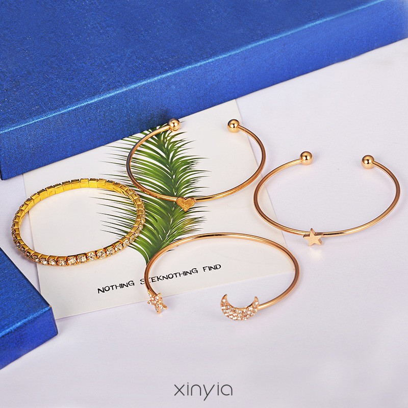 4Pcs / Set Gelang Dan Bergaya Bintang Dan Bulan Bertatahkan Gelang Jantung Persik Fashion Bracelet