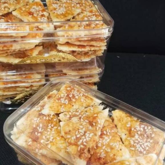 

Grosiran Murah CEMILAN KEJU PANGSIT WIJEN PEDAS DEBM terbaik