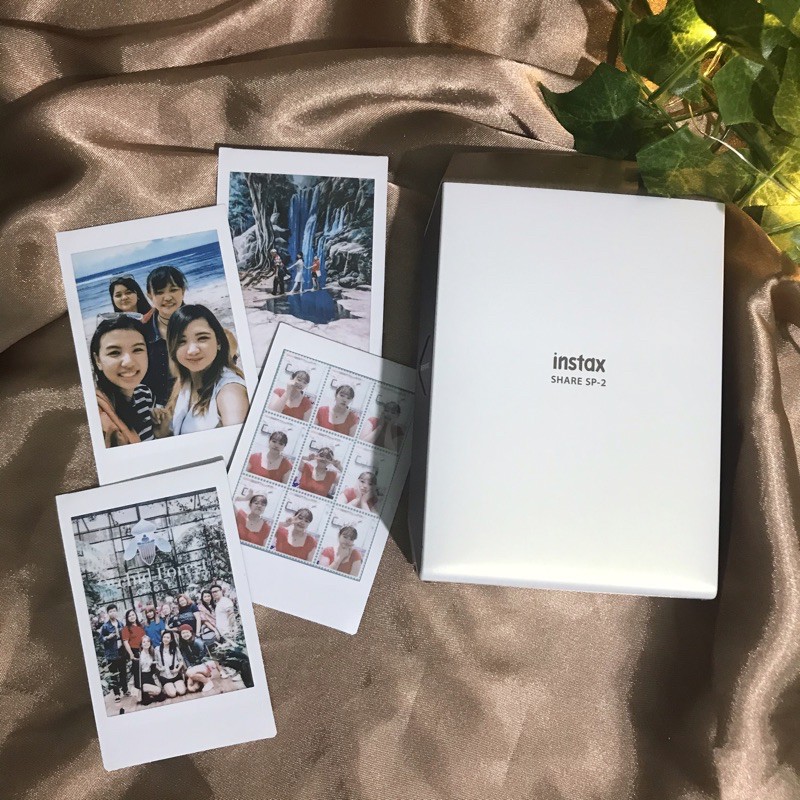 

Cetak polaroid asli (KHUSUS REQUEST KERTAS)