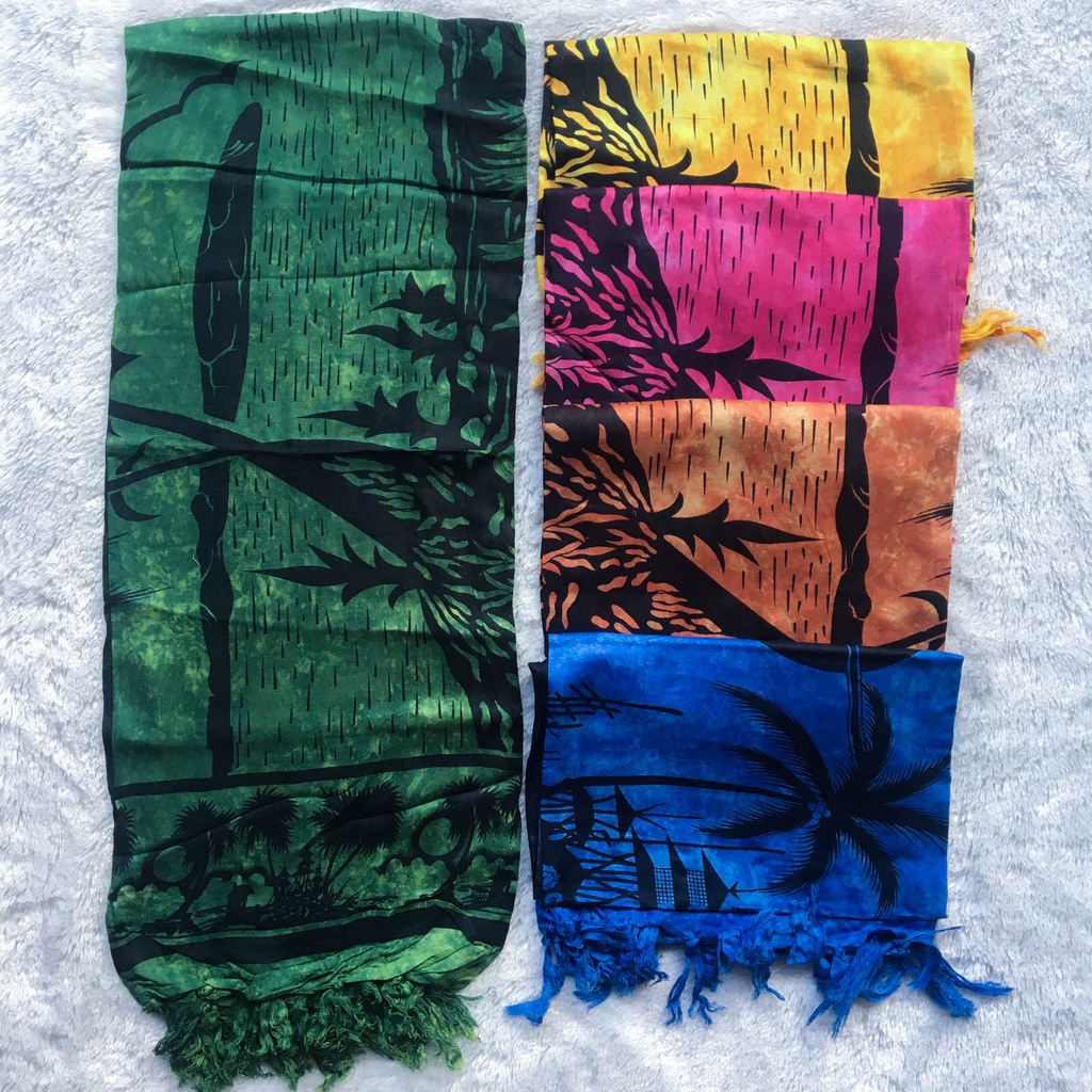 Pakaian wanita sarung kamen kain pantai motif pemandangan hitam oleh oleh souvenir khas bali grosir