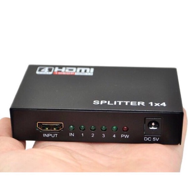 HDMI Splitter 4Port ( INPUT 1 PC OUTPUT  4 LAYAR MONITOR TAMPILAN SAMA )