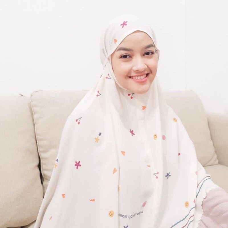 Ceria Bergo Vanilla Hijab