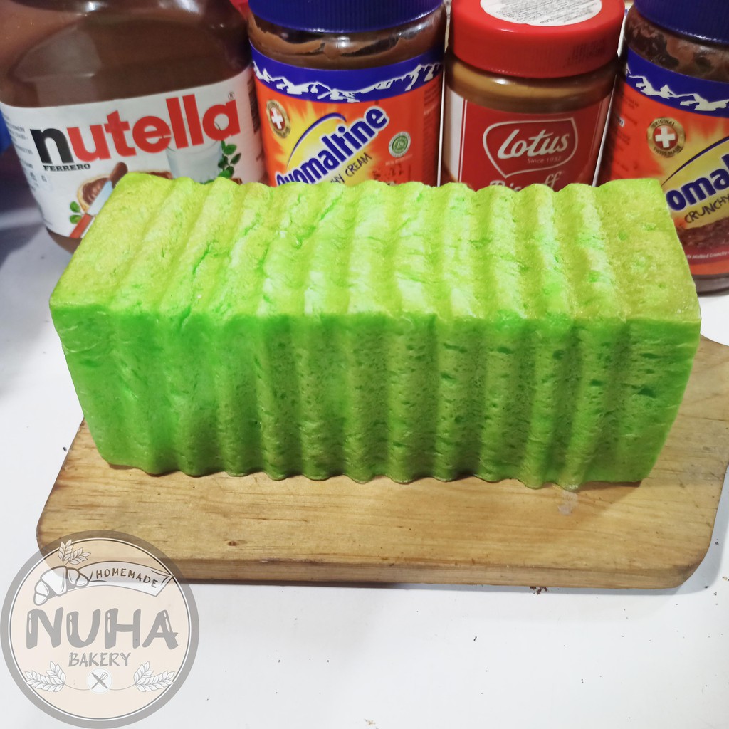 

Roti Bandung / Kasino Pandan Uk. 20 cm X 8 cm X 8 cm
