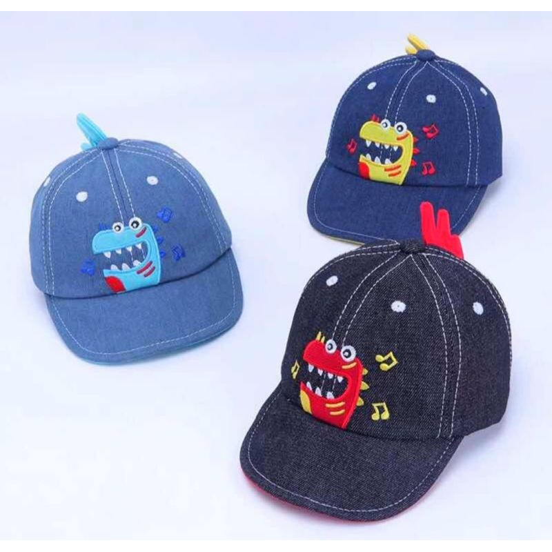 Topi import anak laki-laki motif dinosaurus