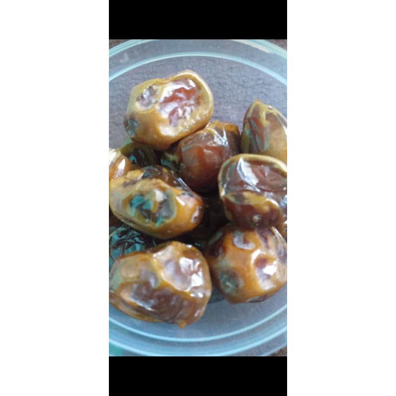 

kurma manis