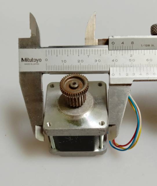 NEMA 17 MOONS 15HY44-02N