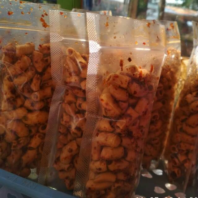 

Makroni Pedas Bawang