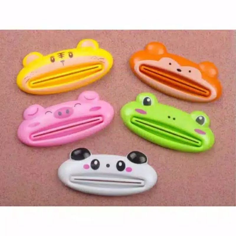 Penjepit Pasta Gigi Karakter