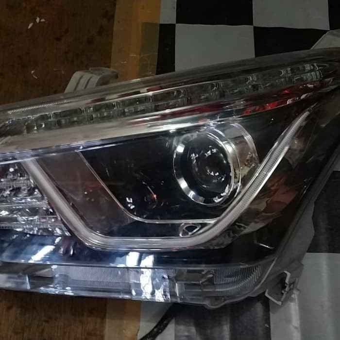 Headlamp Isuzu Mux 2018 LED Original