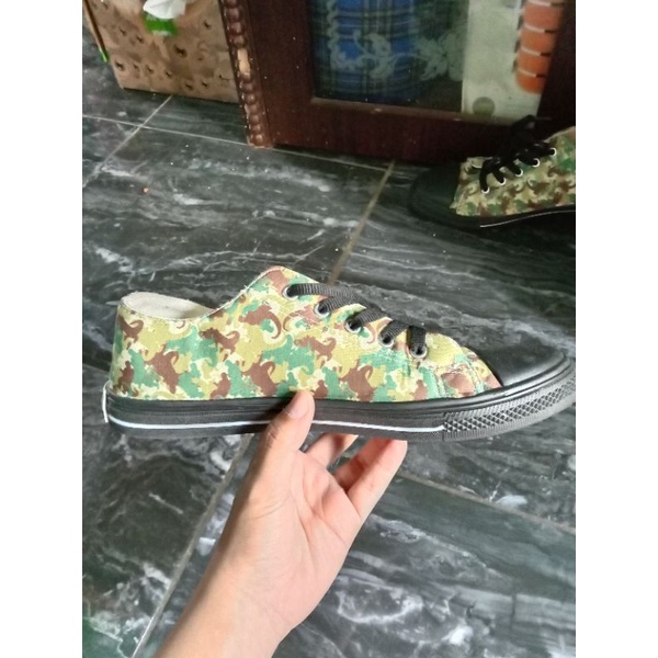 SEPATU SNEAKER GODZILLA (TOREBA)