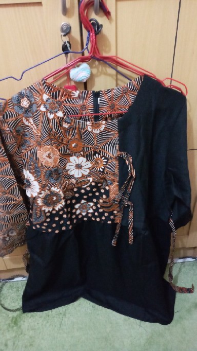 Temukan Atasan Batik Dolby Dolbi Dobby Doby Tenun Sutra Tulis Halus Katun Atbm Baron Sarombit Atasan