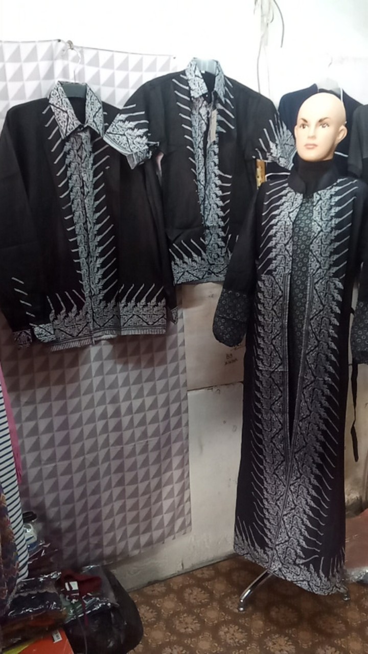 Batik Couple Keluarga Sania Ruffle Ori Ndoro Jowi Dnt Kondangan Pesta Nikahan Batik Modern,