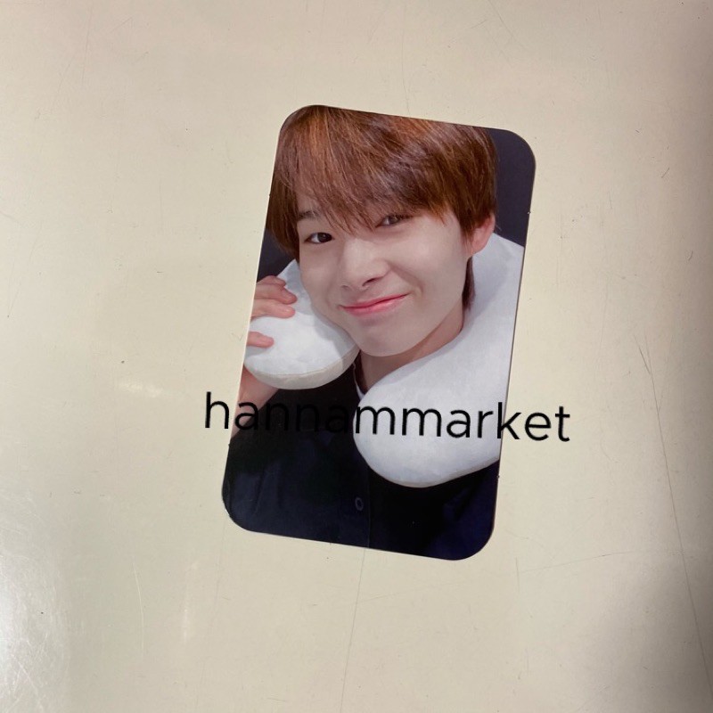 ENHYPEN NI-KI NECK PILLOW PHOTOCARD