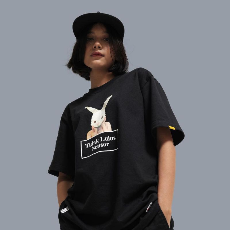 FXXKINGCOMPASS - SENSOR T-SHIRT Fxxking Compass