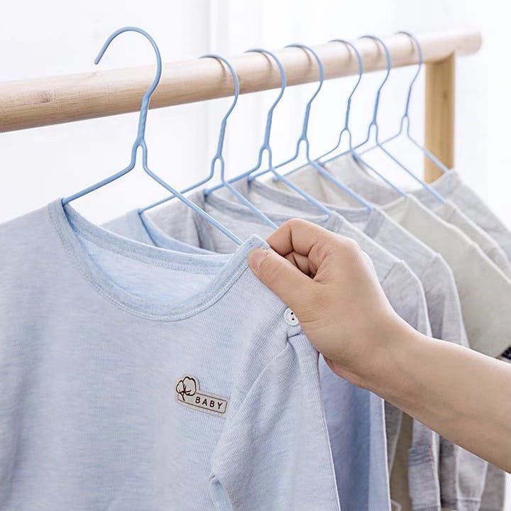 Gantungan Baju Pakaian / Hanger Pakaian Laundry Anti Slip Warna / Cloth Hanger / Gantungan Baju Berwarna