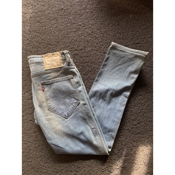 CELANA LEVIS 511 SECOND