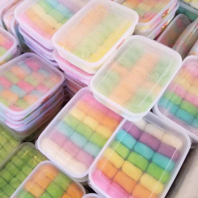 

Pancake durian mini isi 21 warna rainbow