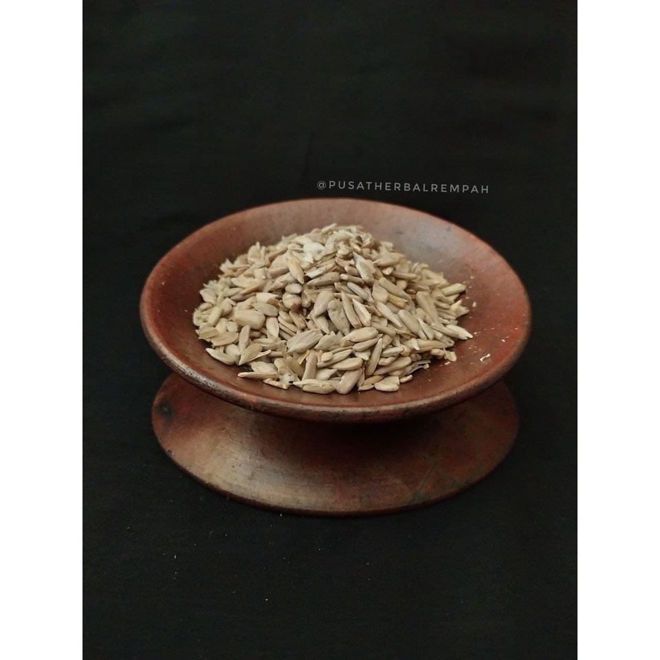 

1 KG Sunflower Seed Panggang / Kuaci Kupas / Cemilan Sehat /Super Food