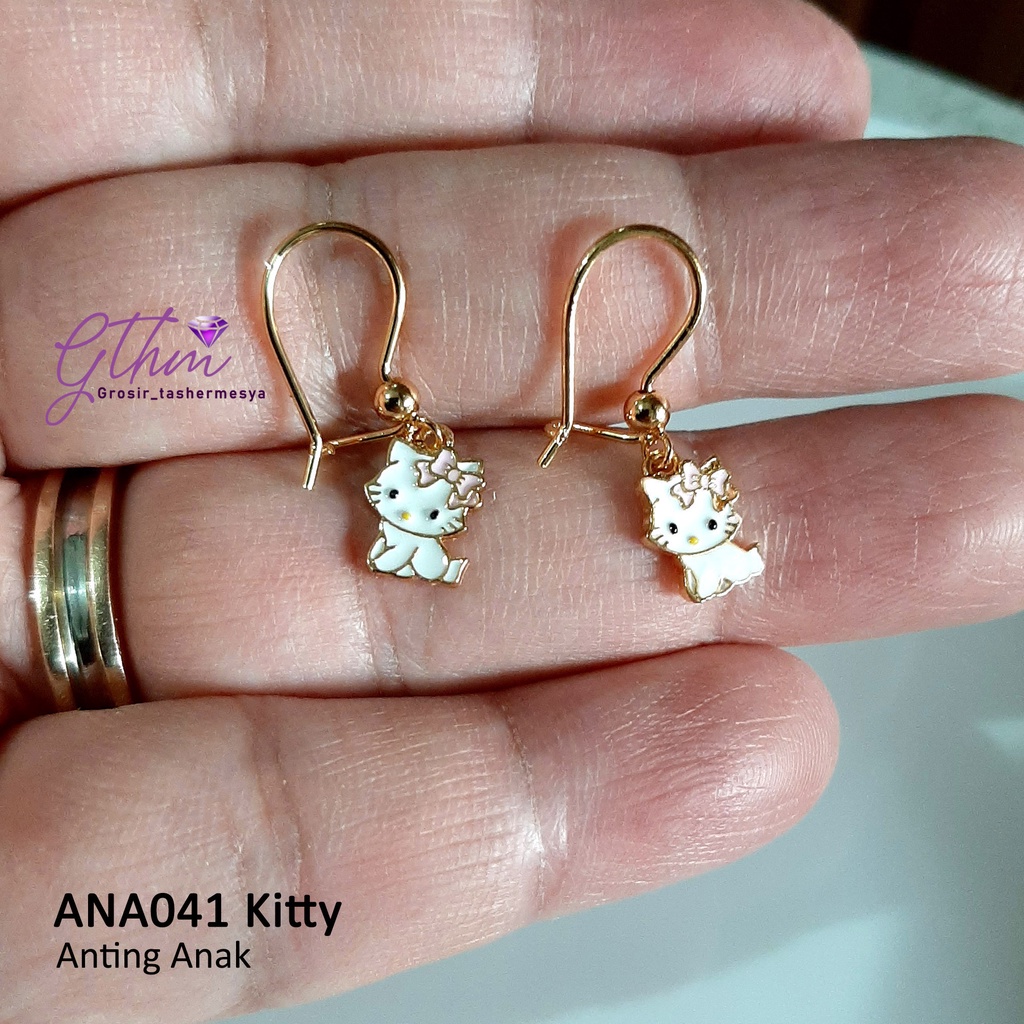 Anting Anak Kitty Cat Kucing Meong Lucu Perhiasan Import Fashion Anti Karat Bisa dipakai sehari-hari ANA041 gthm