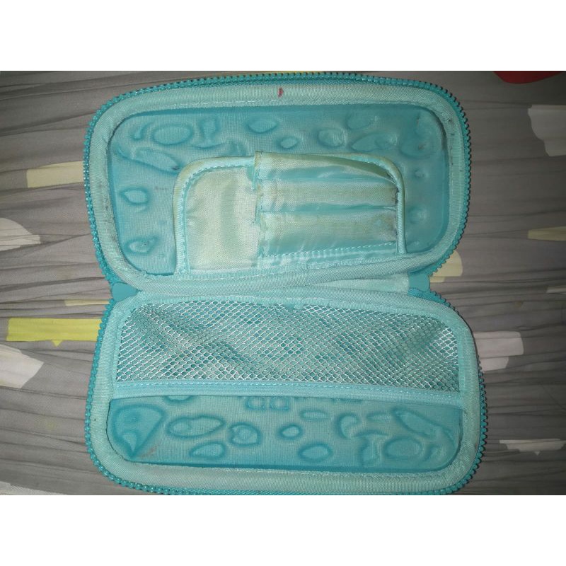 

tempat pensil pl
