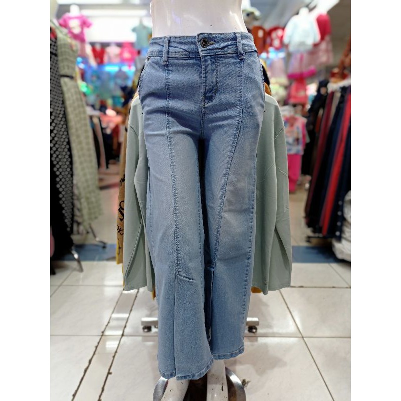 kulot levis essential vj jeans model belah tengah