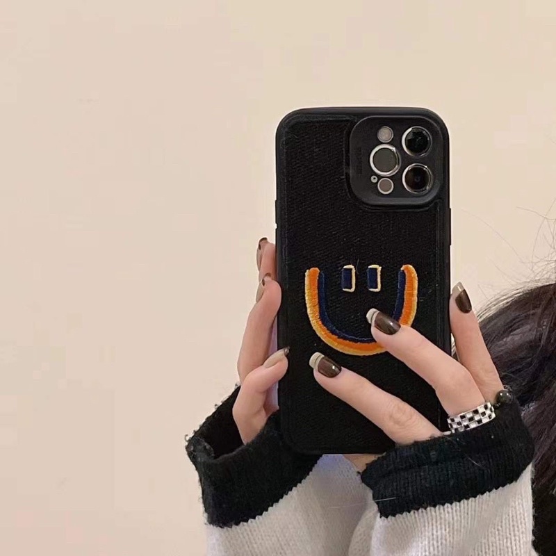 [READY] Black Smile Rajut Iphone Case