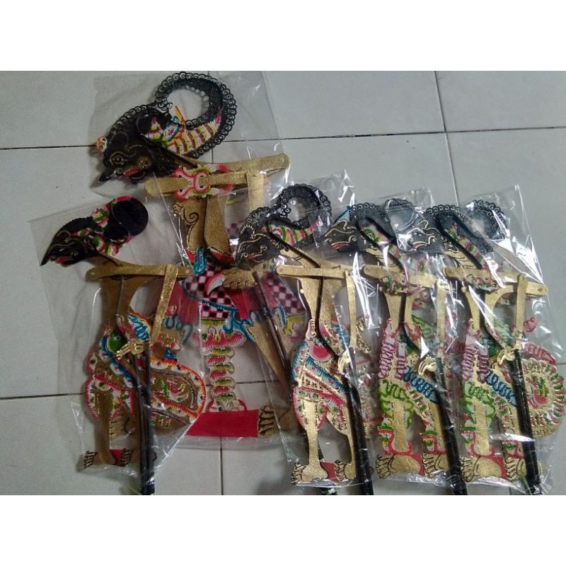 wayang kulit asli pandawa lima/ wayang pandowo