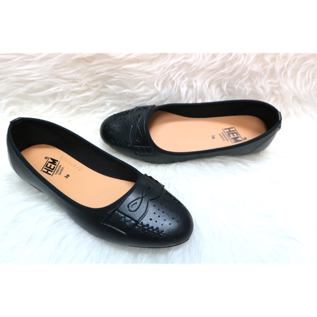 Flat shoes wanita Hem - 6344