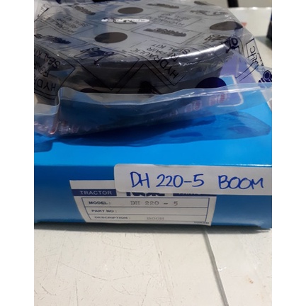 DH 220 - 5 Boom NOK Daewoo