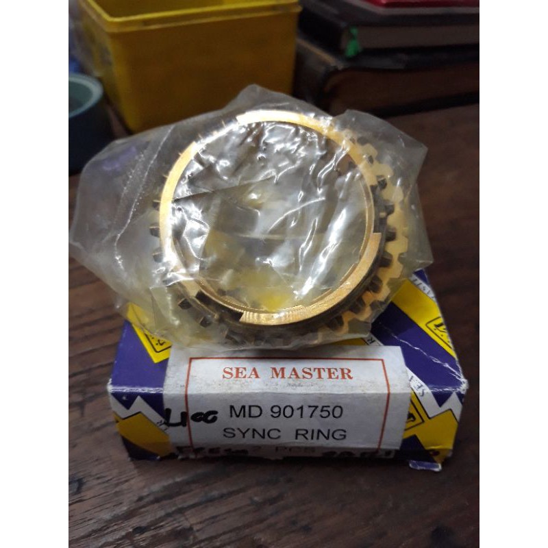 Ring Kromis/ Ring Synconizer L100/ Minicab merk Sea Master / SBM