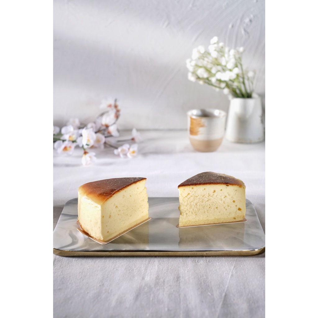 

Cheesecake Slice