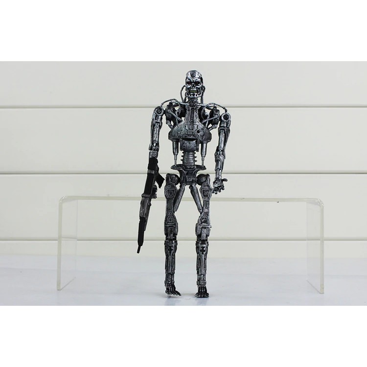 NECA REEL Toys Terminator Tengkorak  Action Figure 18 cm
