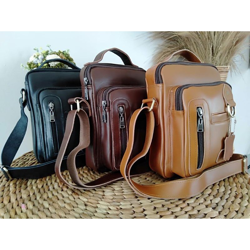 tas slempang full UP kulit sapi asli Garut