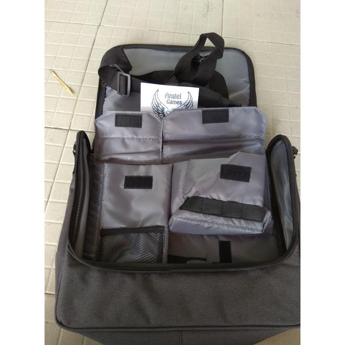 HYPERKIN TAS TRAVEL BAG NITENDO SWITCH