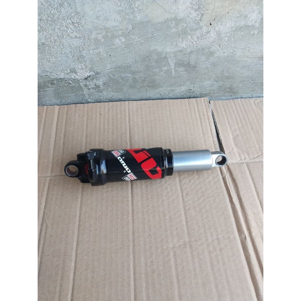 rearshock rockshox ario etoe 19 rebond